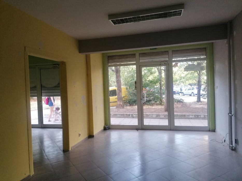 Дава се под наем Магазин в София, Гео Милев - 21 кв.м за 408 € - Снимка #4