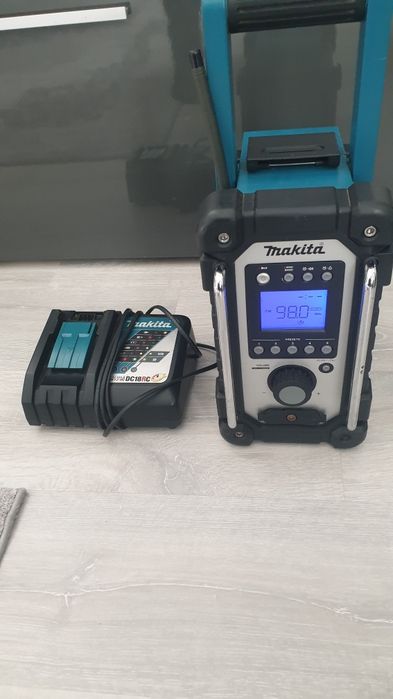 Radio Makita BMR 102