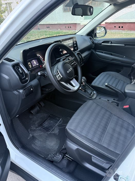 KIA Sonet Luxe Avtomat