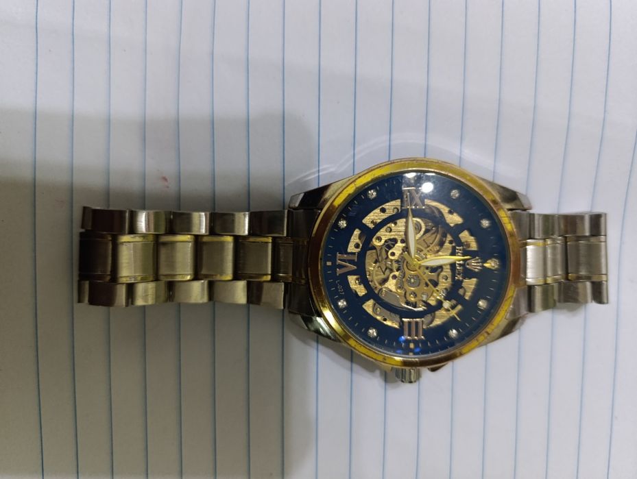 Соат сотилади ролех яхши ишлаб турибди