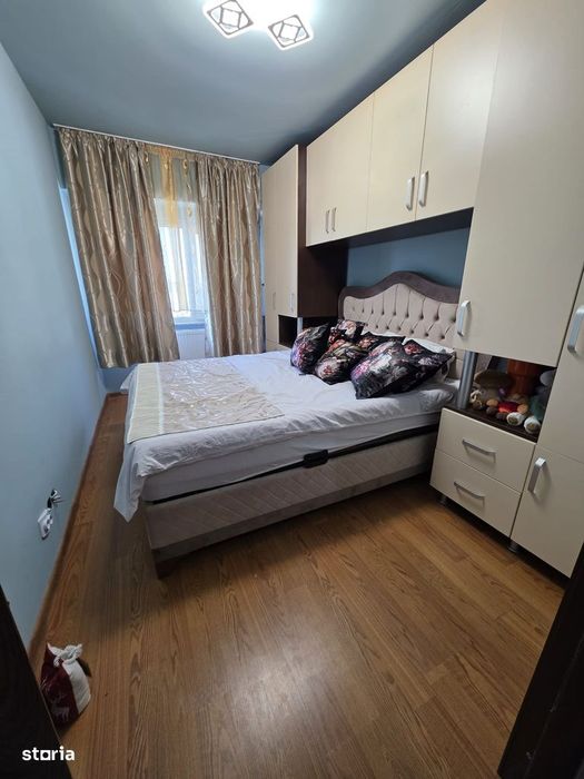 Apartament ci 3 camere decomandate