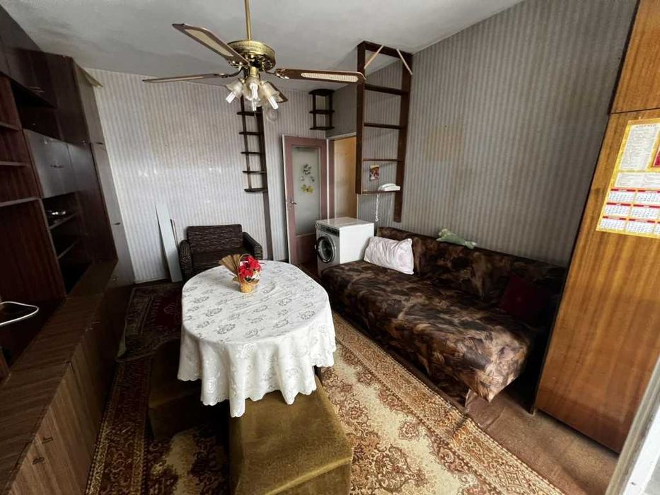 Дава се под наем Офис в Габрово, Младост - 38 кв.м за 38901.27 € - Снимка #1