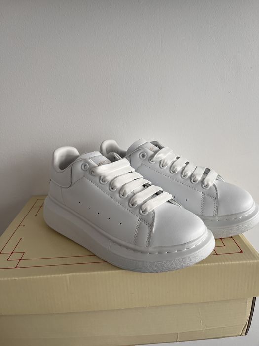 Sneakers Alexander McQueen, mărime 37