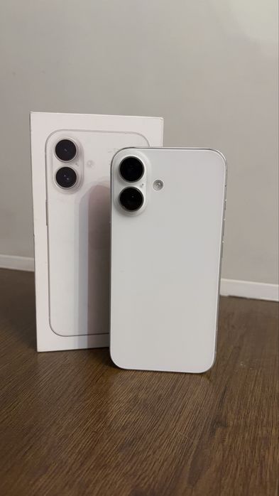 iPhone 16 White / 128GB