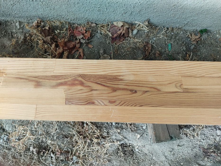 Продавам дървени греди