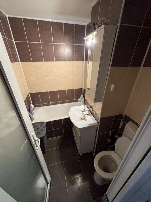 PF dau în chirie garsonieră în Mănăștur  340 euro