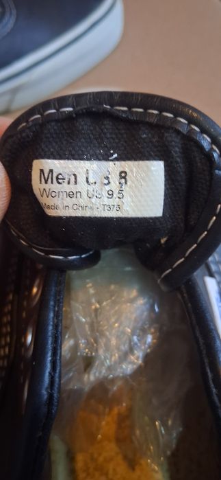 Teniși din piele Vans mărimea 40,5