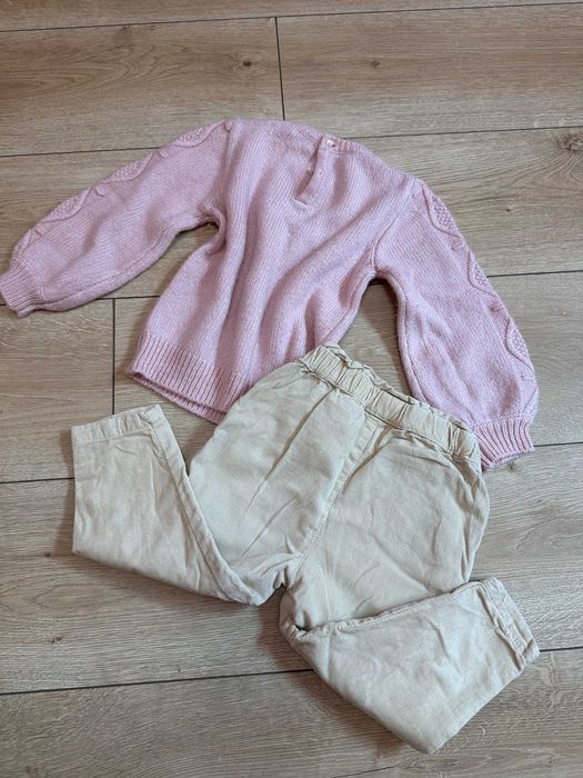 Комплект от пуловер и панталон на Mayoral, размер 24М/92см