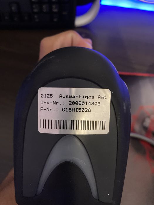 Продам Сканер.