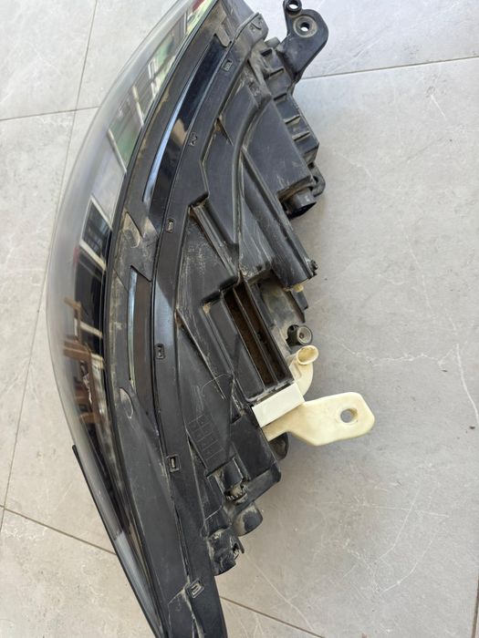 Левая фара от сонаты