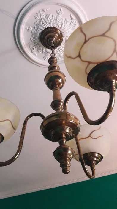 На продажу люстра