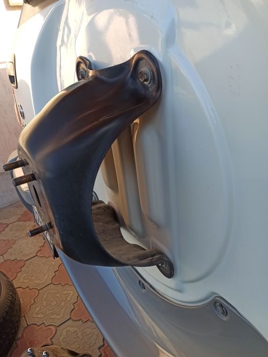 Крепление для запаски Тойота раф 4