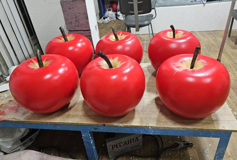 Шары и фрукты из пенопласта для фото зон и декора