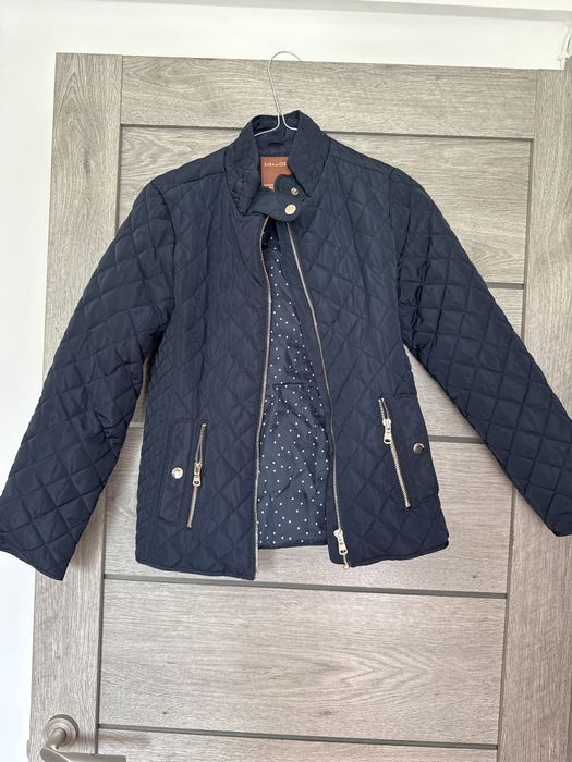 vand geaca zara11-12 ani