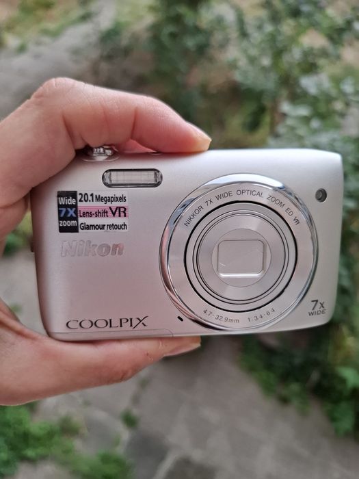Компактен дигитален фотоапарат NIKON COOLPIX S3500