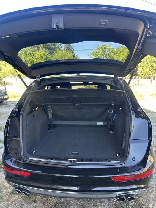 Продавам Audi SQ5