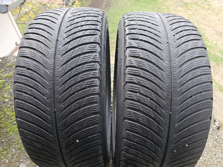 Vand 2 anvelope 225/40/18, 1buc 225/45/17 și 1buc 225/50/17