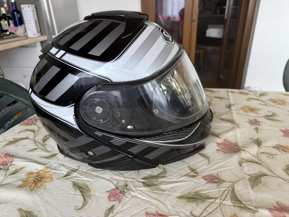 Vand Shoei Neotec 2 marimea L+ intercom sena