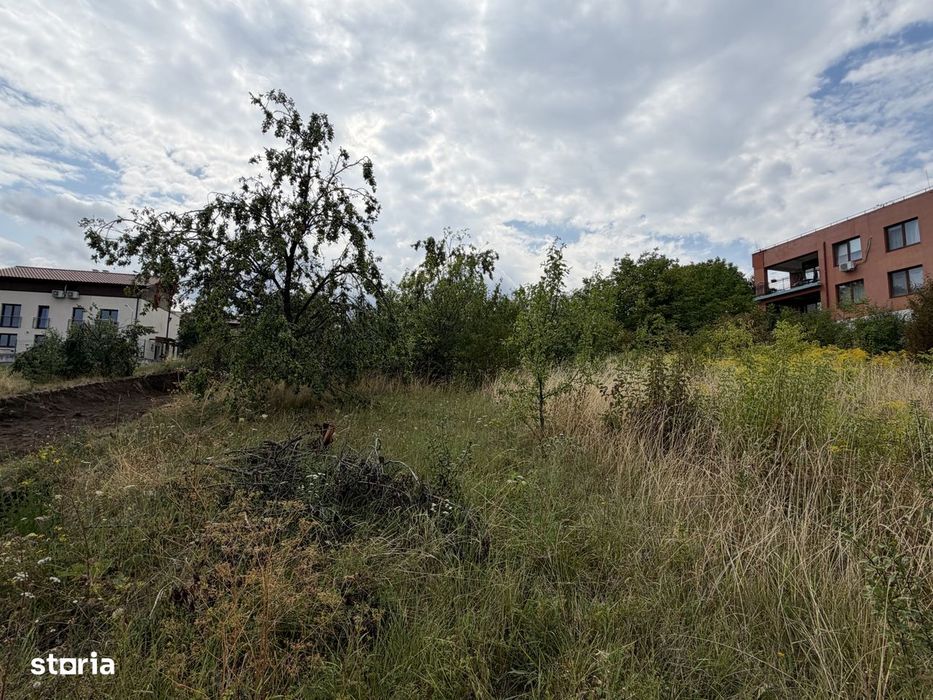 Ultimul teren disponibil dintr-un lot exclusivist de 7 parcele