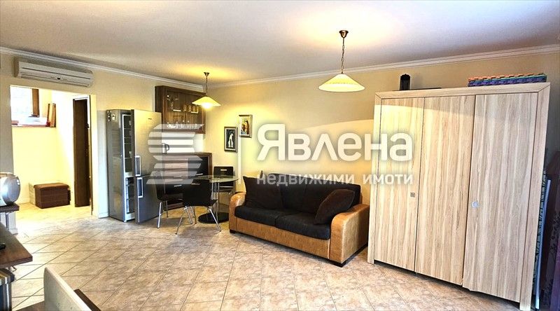 Продава се Двустаен апартамент в Созопол - 93 кв.м за 1075 €/кв.м - Снимка #3
