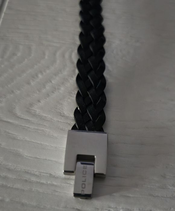 Vând brațară POLICE