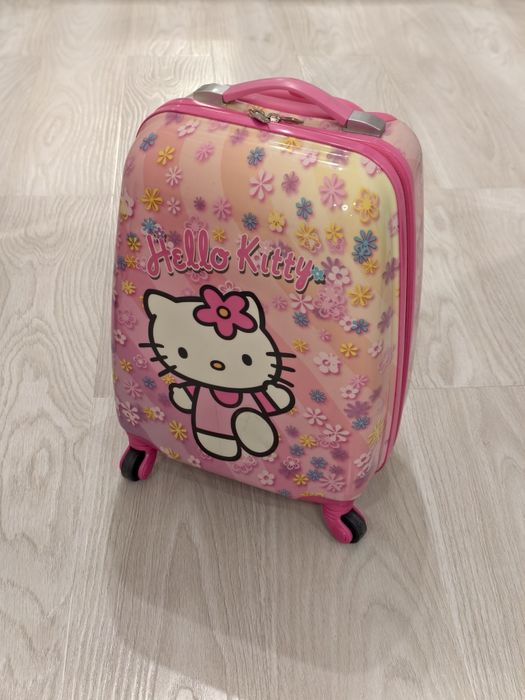Чемодан Hello Kitty