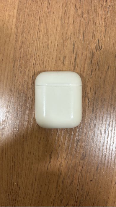 Airpods 2 , кейс