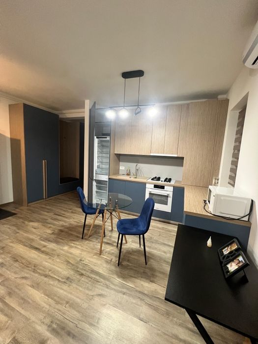 Închiriez apartament 2 camere