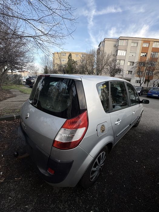 Renault Megane Scenic