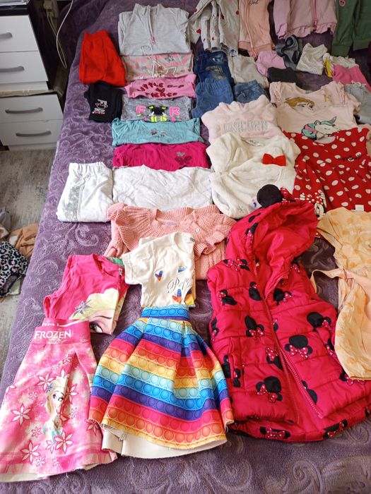 Дрехи за момичее