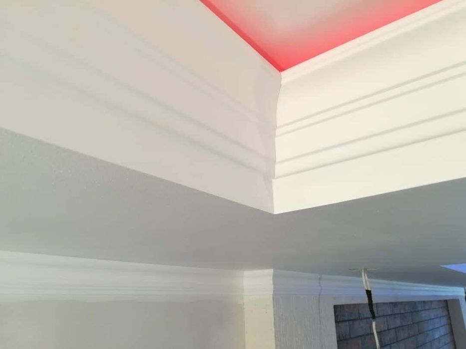 Поклейка Обои, галтели,