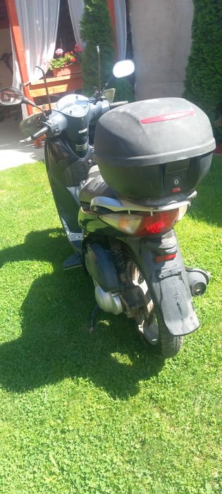 Vând Honda sh 150cm!