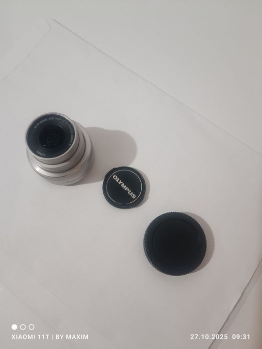 Obiectiv Panasonic și obiectiv  Meike mft