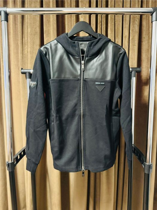 Hanorac Prada - Mărimea S - Calitate premium