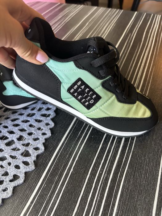 Опигинални маратонки Ted Backer