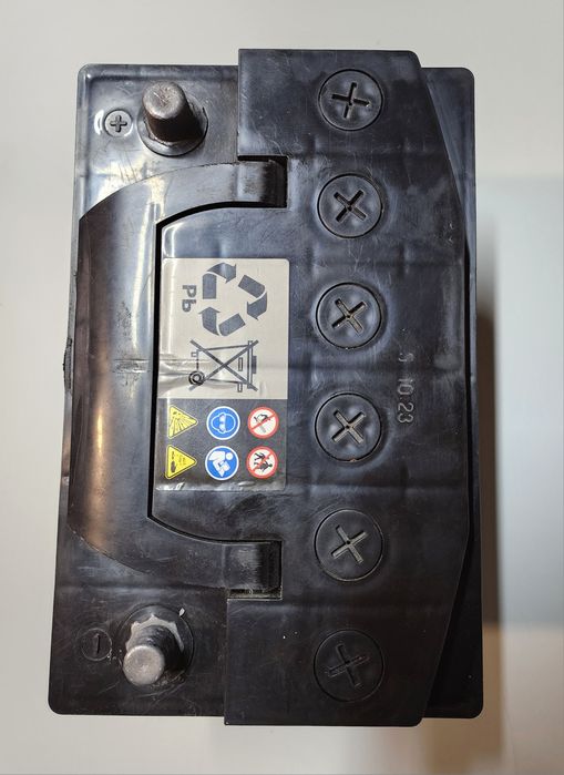 Продам аккумулятор 75/650