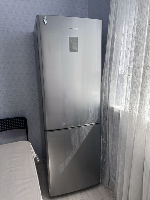 Продам холодильник б/у в хорошем состоянии