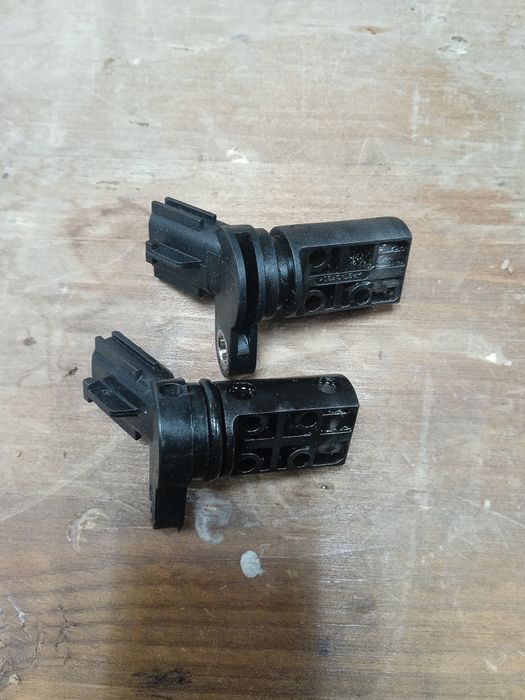 Датчик  колянов вал Алмера тино