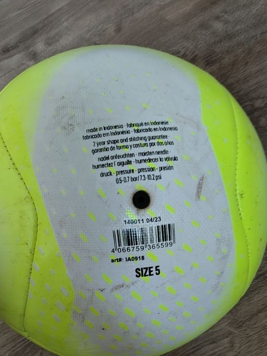 Топки на Nike Academy 23/24 и Adidas Predator