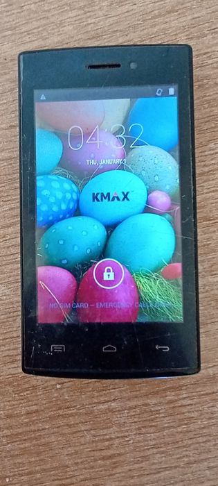 Vand  telefon KMAX p4 in stare de funcționare .