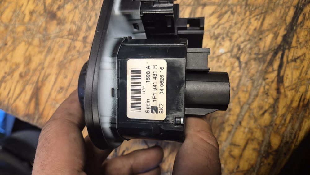 Ключ Фарове за Сеат Леон 1P  2005- 2009г