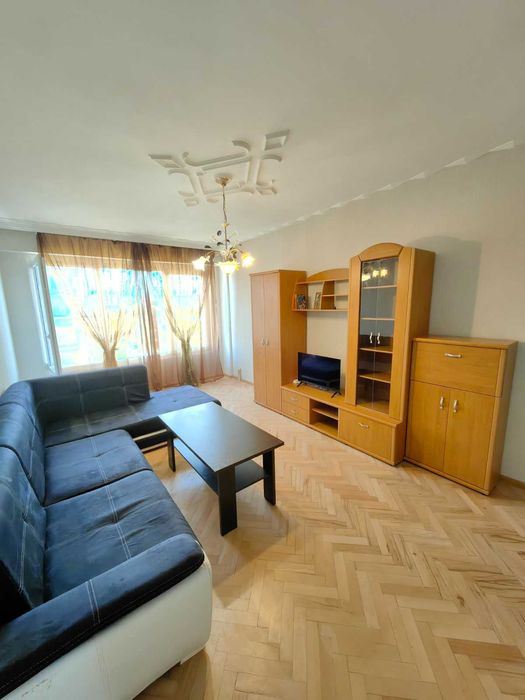 Дава се под наем Двустаен апартамент в Перник, Изток - 65 кв.м за 331.5 € - Снимка #4