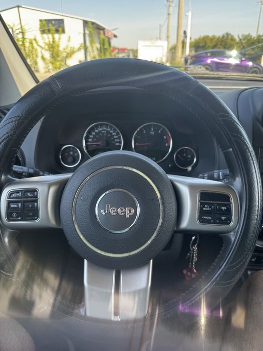 JEEP Compass 2011 — imagine 5
