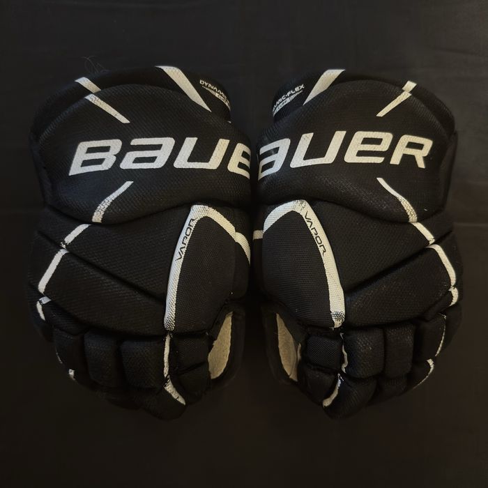 Продам краги (хоккейная форма)