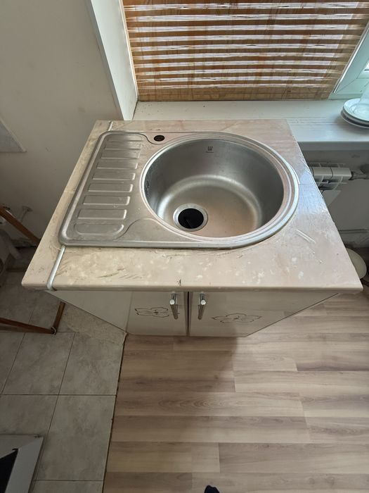 Кухонный мебель из 4 предмета