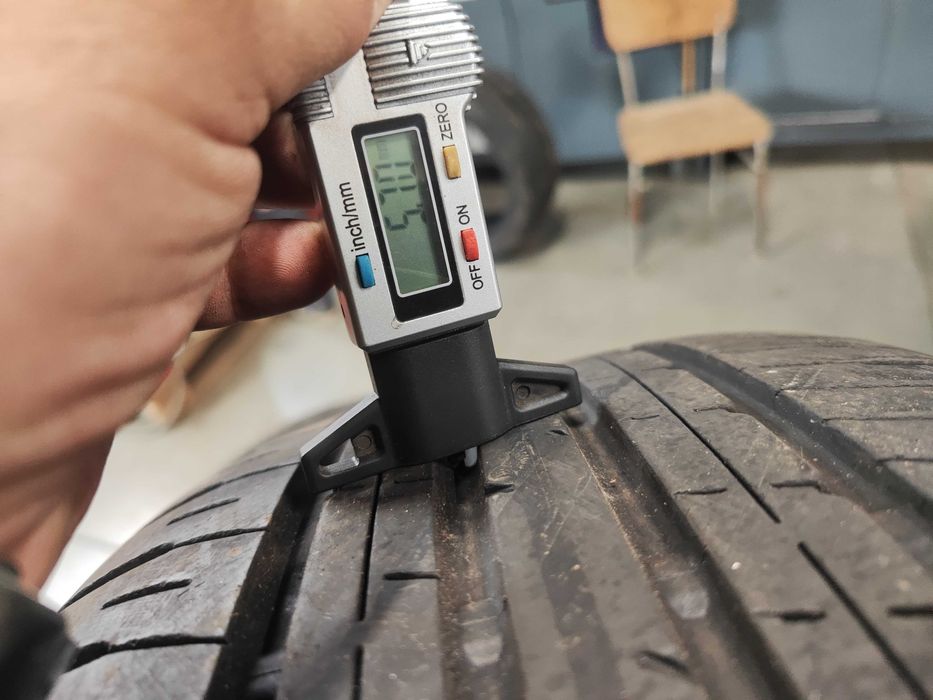 4бр.летни гуми 225/40/18 Falken