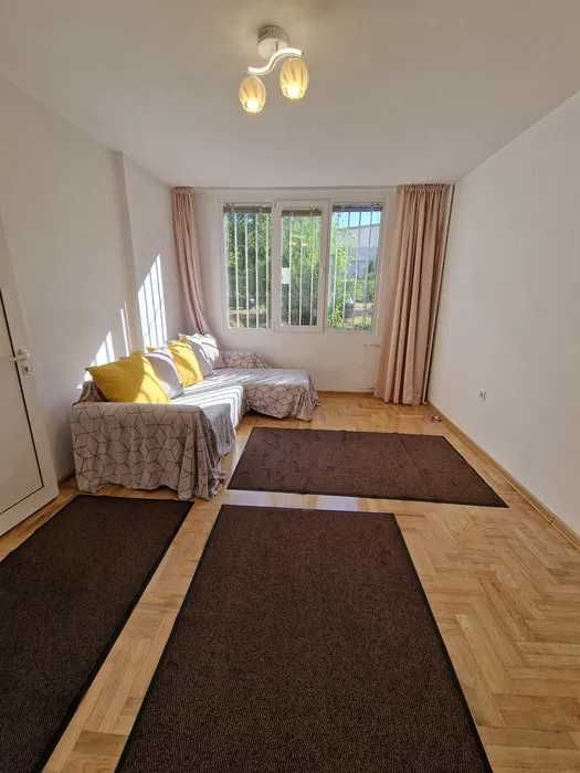 Дава се под наем Двустаен апартамент в София, Гоце Делчев - 60 кв.м за 512 € - Снимка #3