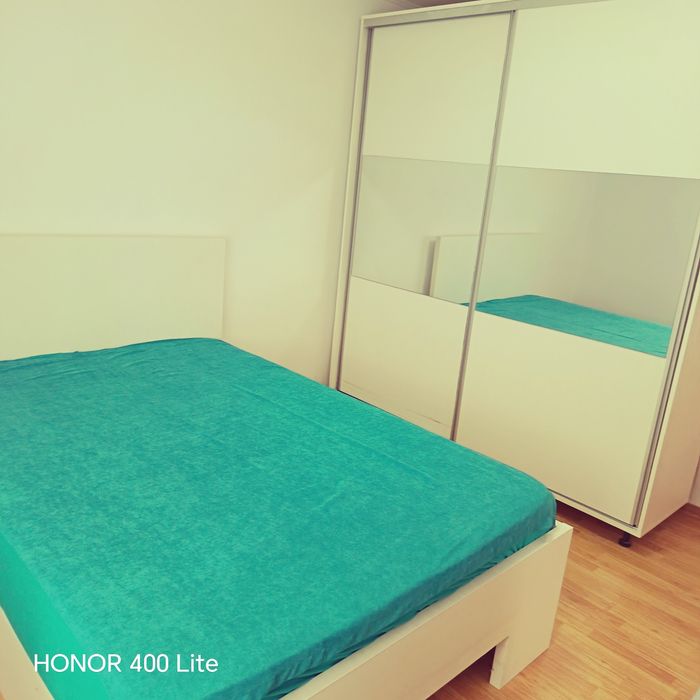 Inchiriez casa 3 camere și curte generoasa