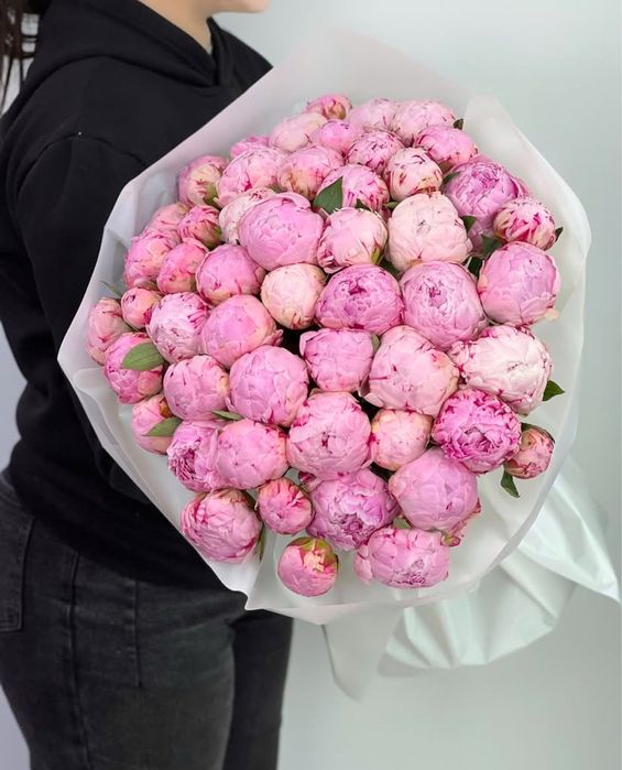 Пионы цветы букеты розы