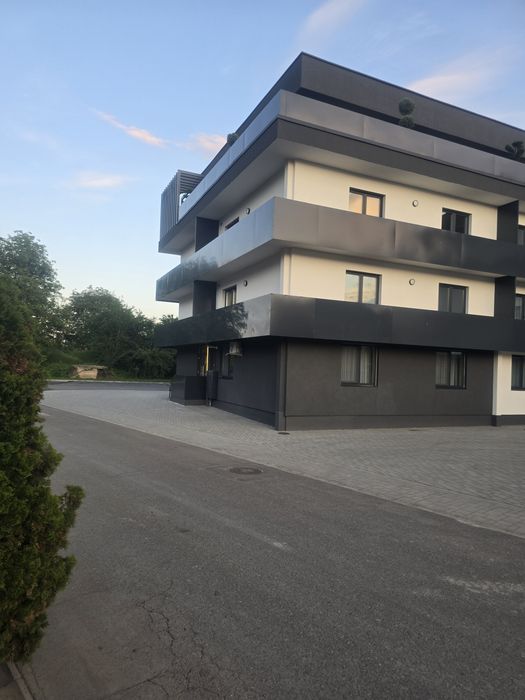 Apartament premium de inchiriat l 2 camere | Parter | Parcare | 500 € FIX | Disponibil 1 Octombrie